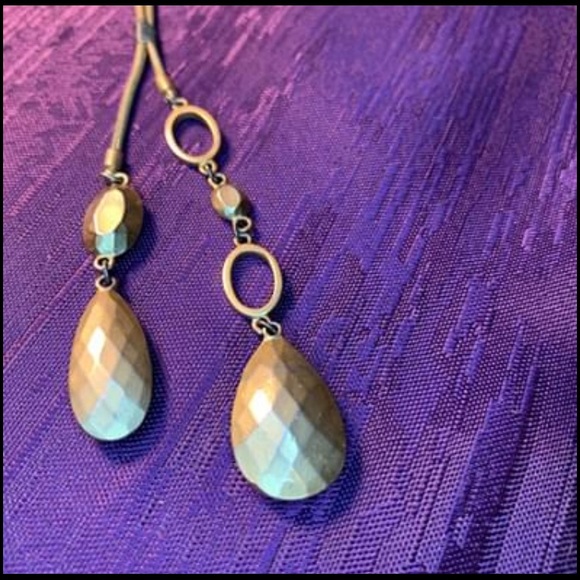 2/$20 Nine West Gold Tone Tear Drop Lariat Necklace - Picture 3 of 8